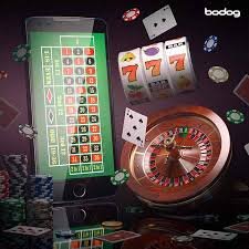 Peringkat tangan kartu Three Card Poker dari tertinggi ke terendah